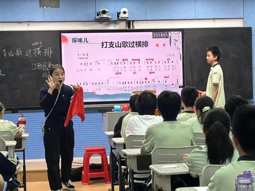 教有乐音 研无止境——记青年教师课堂教学评比音乐学科活动